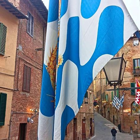 Gli Archi Nel Cuore Di سيينا المظهر الخارجي الصورة