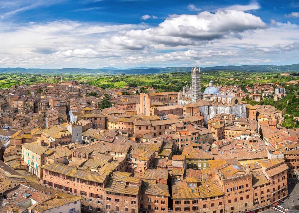 Gli Archi Nel Cuore Di سيينا المظهر الخارجي الصورة